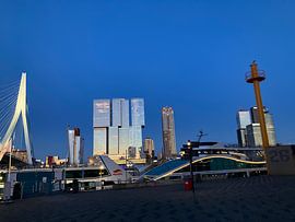 Unter der Erasmusbrücke von Truckpowerr