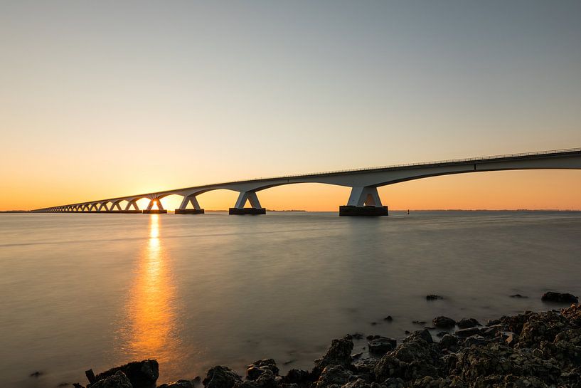 Zeelandbrug zonsopkomst van Leo Kramp Fotografie