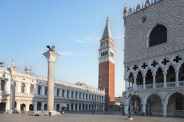 Venetië, de klokkentoren van San Marco en het Dogenpaleis. Italië van Stefano Orazzini