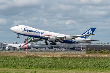 Nippon Cargo Airlines Boeing 747-8F (JA17KZ). by Jaap van den Berg