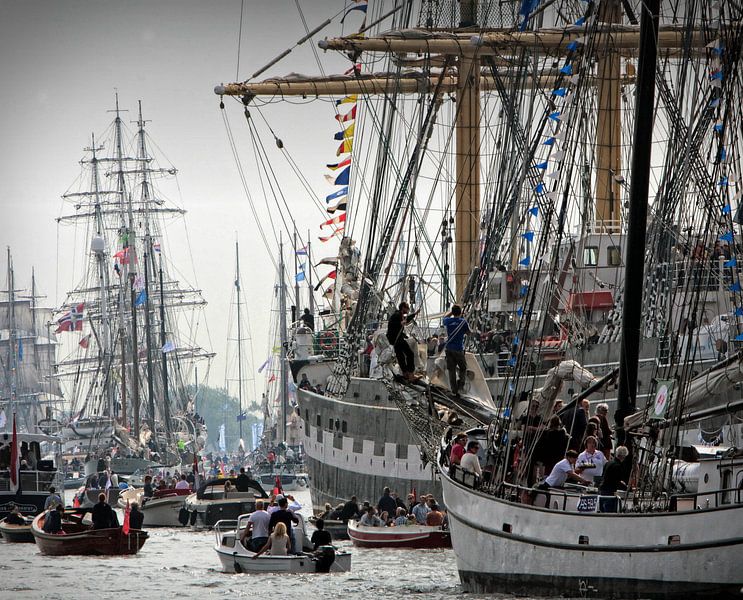 Sail parade Amsterdam by Bert Westendorp