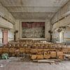 Abandoned Theater / Kino von Gentleman of Decay