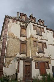 Silence behind closed windows by JD Photography
