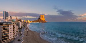 Panorama und Sonnenuntergang in Calpe, Spanien
