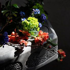 Nature morte avec des fleurs sur Richard Mijnten