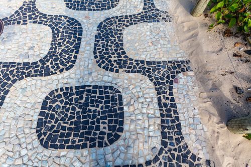 Bekend zwart wit design van de Ipanema boulevard in Rio de Janeiro, Brazilië, Zuid-Amerika