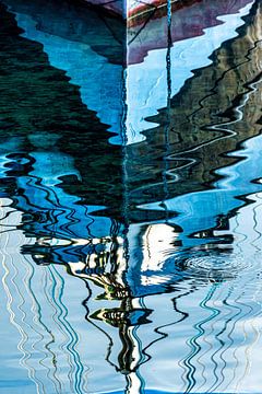 Bow sailing boat by Dieter Walther