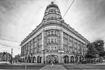 Apple Hirsch Building Amsterdam by Rob van der Teen