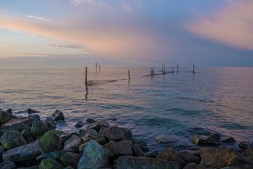 Zonsondergang langs het IJsselmeer by Marcel Klootwijk