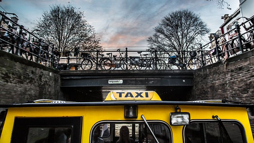 Taxi by Michel de Koning