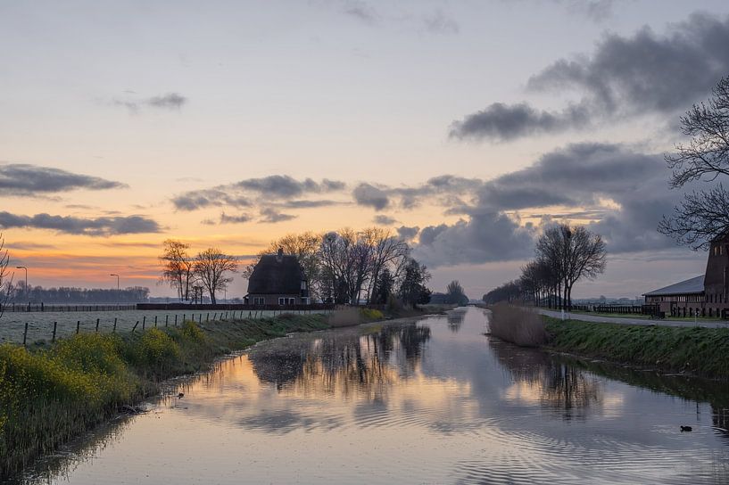 Wolken über der Linge von Tania Perneel