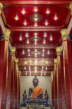 Buddha in Wat Ong Teu by Walter G. Allgöwer