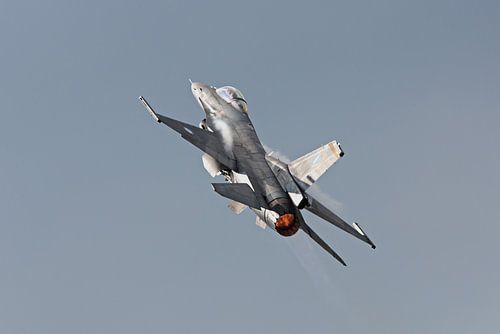 F-16 Take off van Sander Wind
