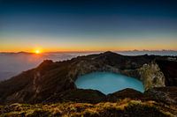 Gunung Kelimutu