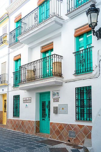 Typische gevel in Cómpeta, Andalusië, Spanje