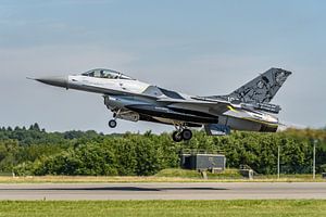 Le F-16 Fighting Falcon belge de General Dynamics.