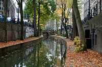 Utrechtse gracht in herfstkleuren