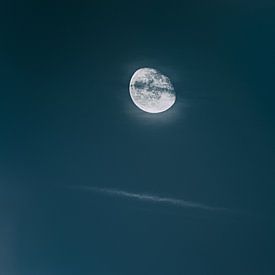 Donkere kant van de maan.... van Jakob Baranowski - Photography - Video - Photoshop