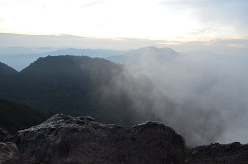 Op de top van een vulkaan