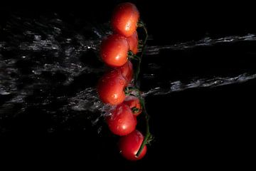 Tomates avec splash sur Ulrike Leone