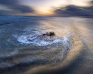 De dynamiek van de zee bij zonsondergang III