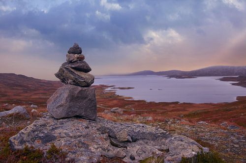 Herbstliche Landschaft in Norwegen
