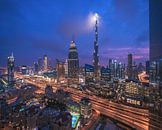 Dubai Skyline Downtown Central Park à l'heure bleue par Jean Claude Castor Aperçu