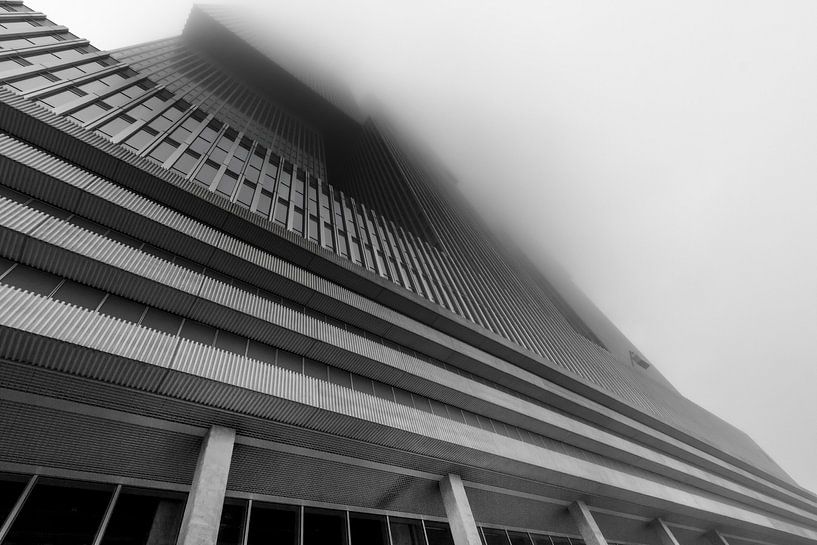 De Rotterdam in de mist von Gino Heetkamp