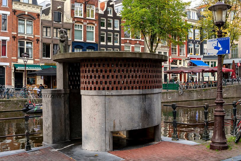 Urinal Oudezijds Voorburgwal von Peter Bartelings