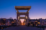 Die dünne Brücke (Magere Brug), Amsterdam bei Nacht von John Verbruggen Miniaturansicht