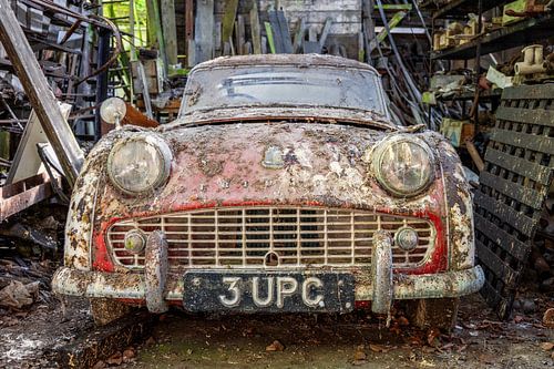 Vergeten Triumph - in een garage ergens in Engeland.