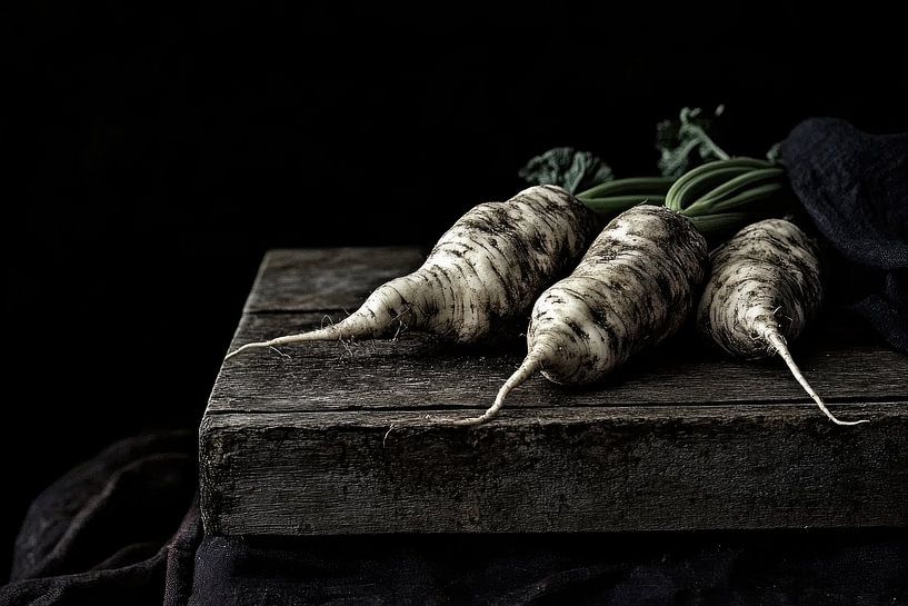 Nature morte au panais par Franka Poulain