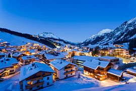 Winter in Lech am Arlberg in Österreich von Werner Dieterich
