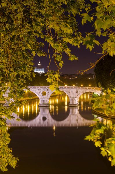 Petersdom und Ponte Mazzani, Rom von Jack Koning