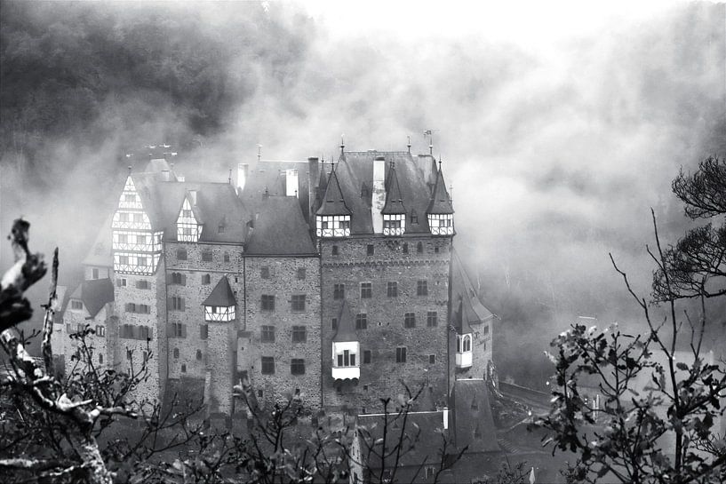 Foggy burg eltz par Goldeneyes