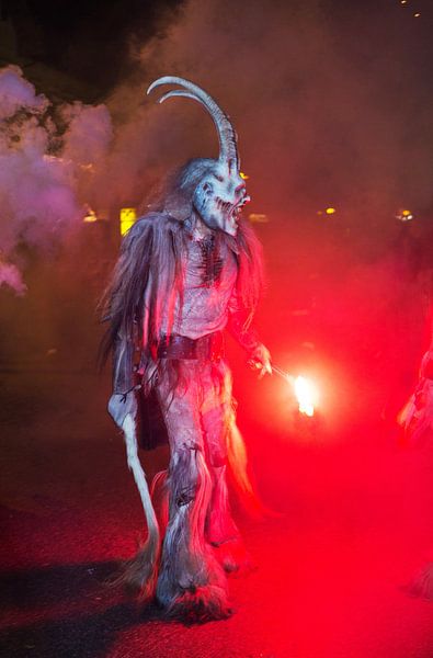 Krampustreiben im Salzkammergut von Rudolf Brandstätter