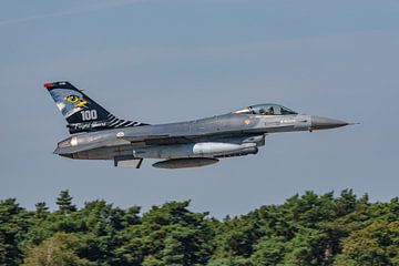 Portuguese General Dynamics F-16AM Fighting Falcon. by Jaap van den Berg