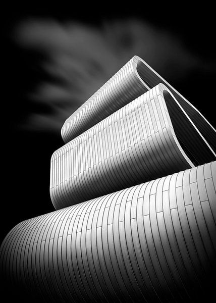 Curved van Vincent Willems
