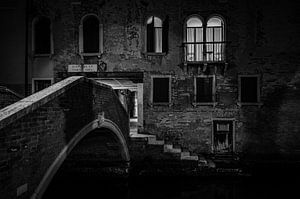 Un coin sombre à Venise sur Mike Peek