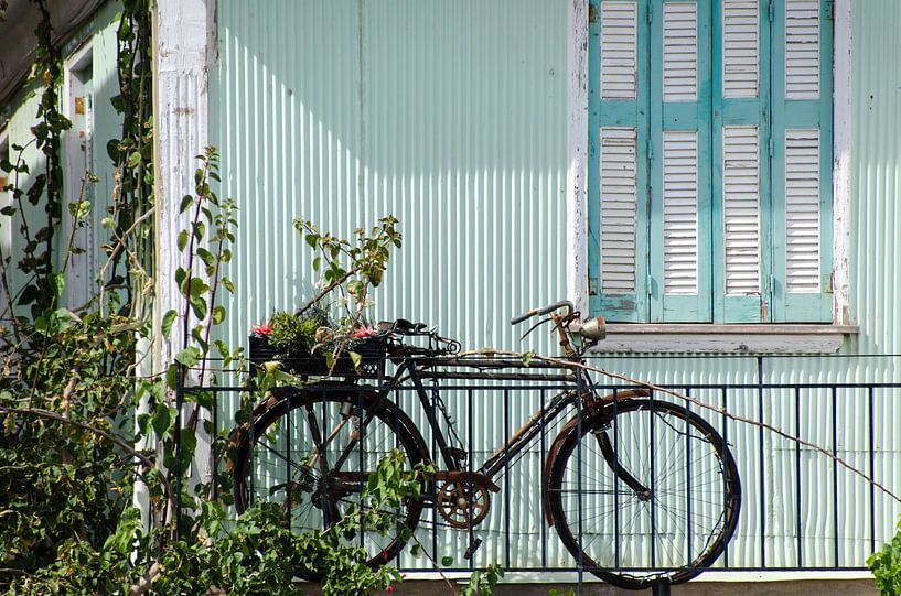 bike on the balcony by IvanHees_fotografie