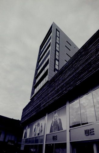 Zomaar een gebouw midden in Almere