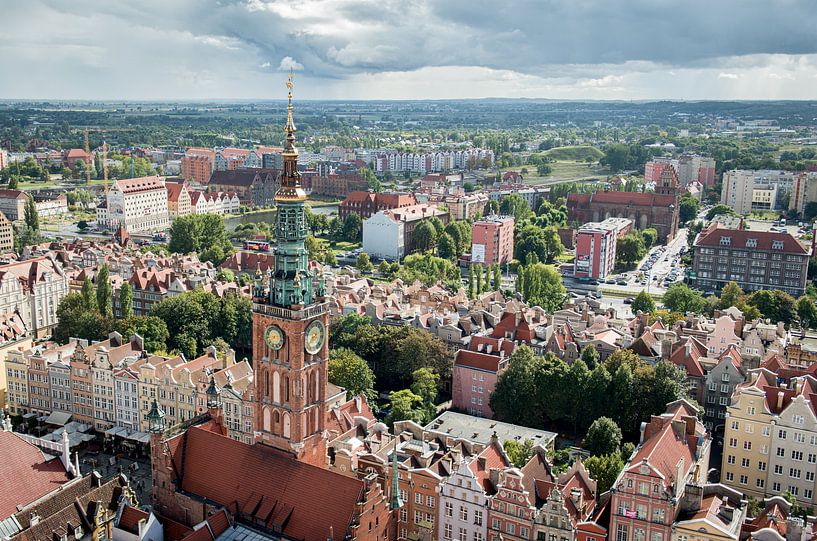 Uitzicht vanuit de Mariakerk in Gdansk, Polen van Ellis Peeters