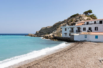 Haus in Kokkari auf Samos, an der Küste in Griechenland