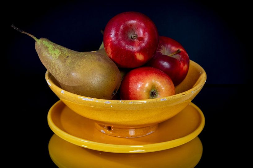 Coupe de fruits pommes et poires par Wijnand Pols
