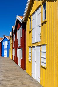 Kleurrijke huisjes in vissersdorp Smögen, Zweden van Bart van Dinten