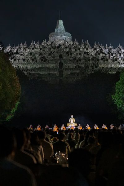 Meditation and prayer at Borobudur temple by Anges van der Logt