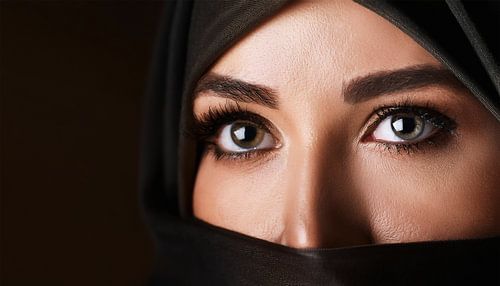 Arabische hijab met ogen