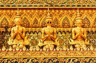 Detail of golden buddha van Ilya Korzelius thumbnail