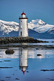 Høgstein lighthouse with the Sunnmøre Alps in the background, Godøy, Norway by qtx