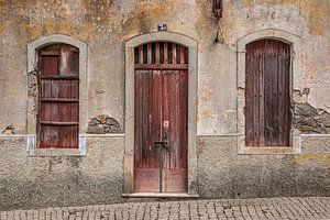 Abgelegenes Haus in dem spanischen Dorf Santa Gadea del Cid